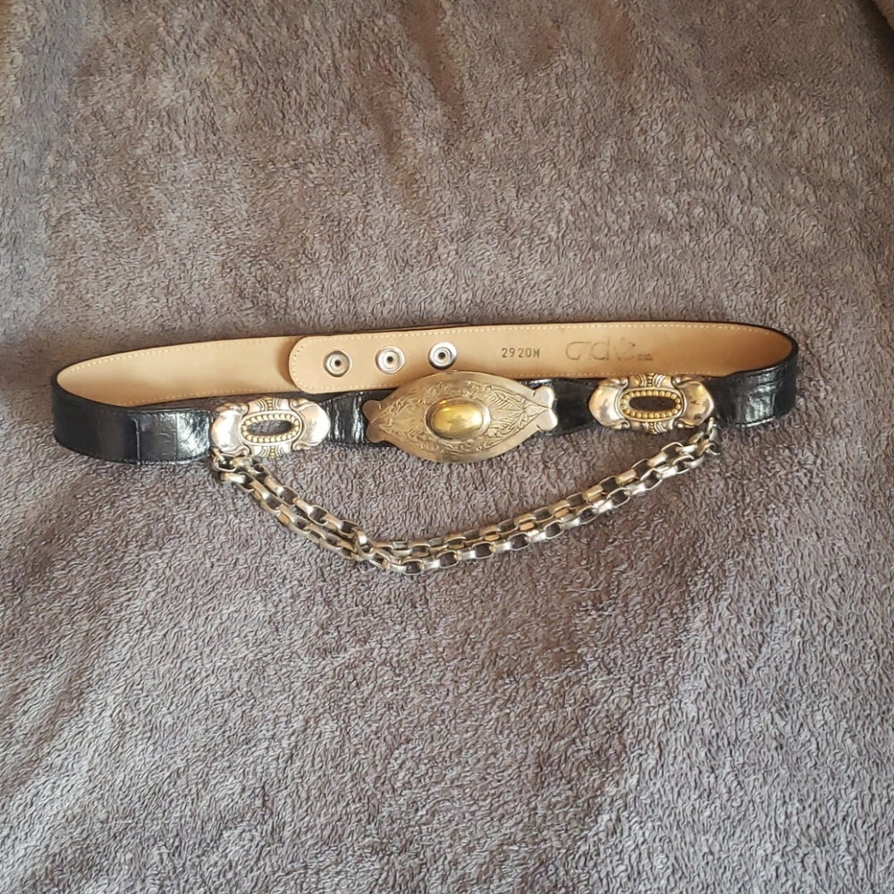 Vintage 97' streets ahead belt